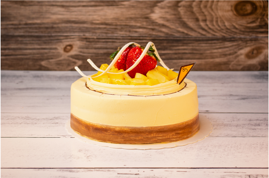 Mango Creme Brulee - 85C Bakery Cafe